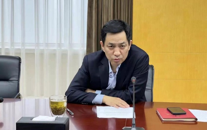 齊魯股交黨委書記、董事長(zhǎng)王勝進(jìn)參加所在黨支部組織生活會(huì)